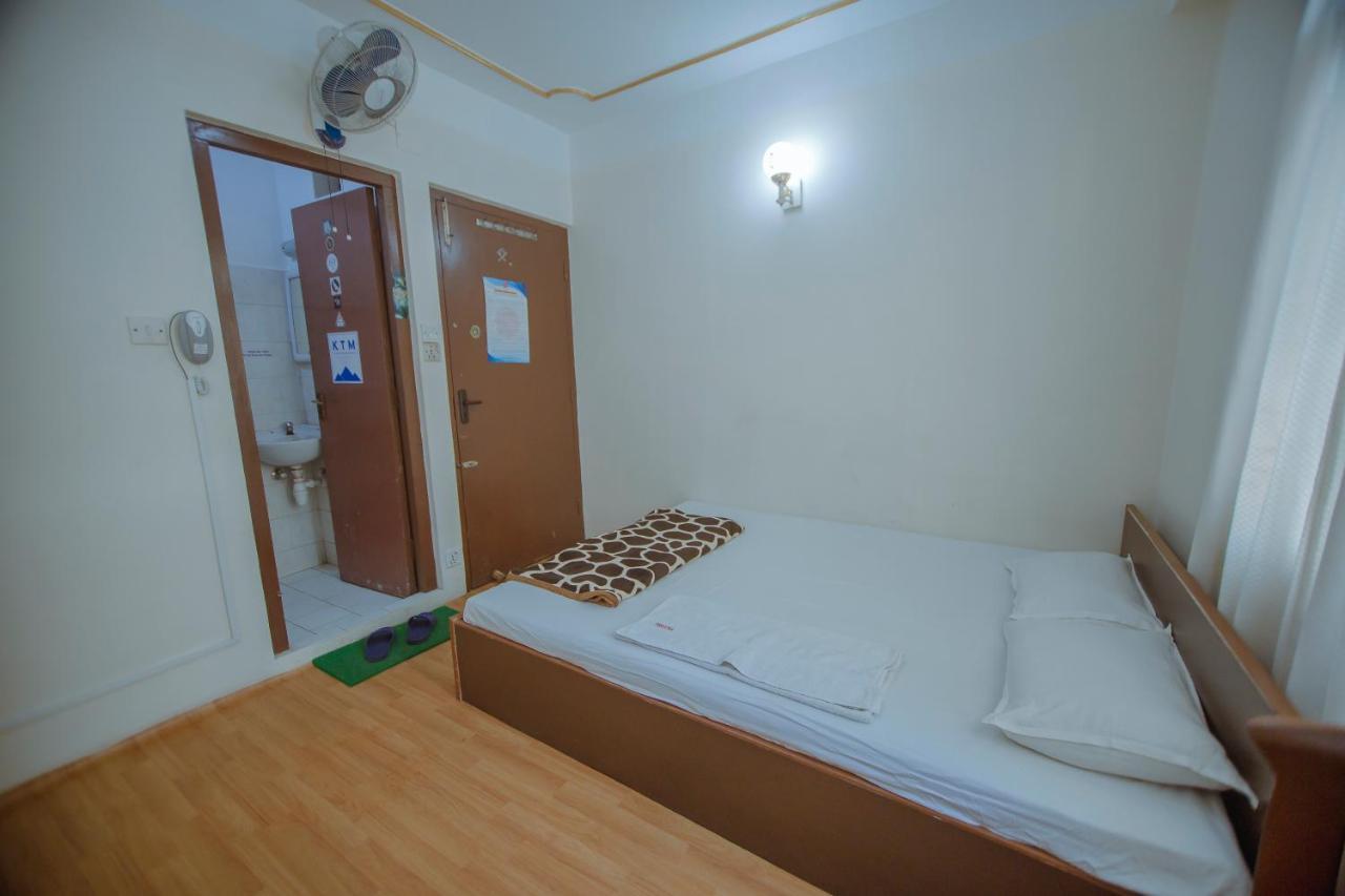 Hotel Triratna กาฐมาณฑุ ภายนอก รูปภาพ